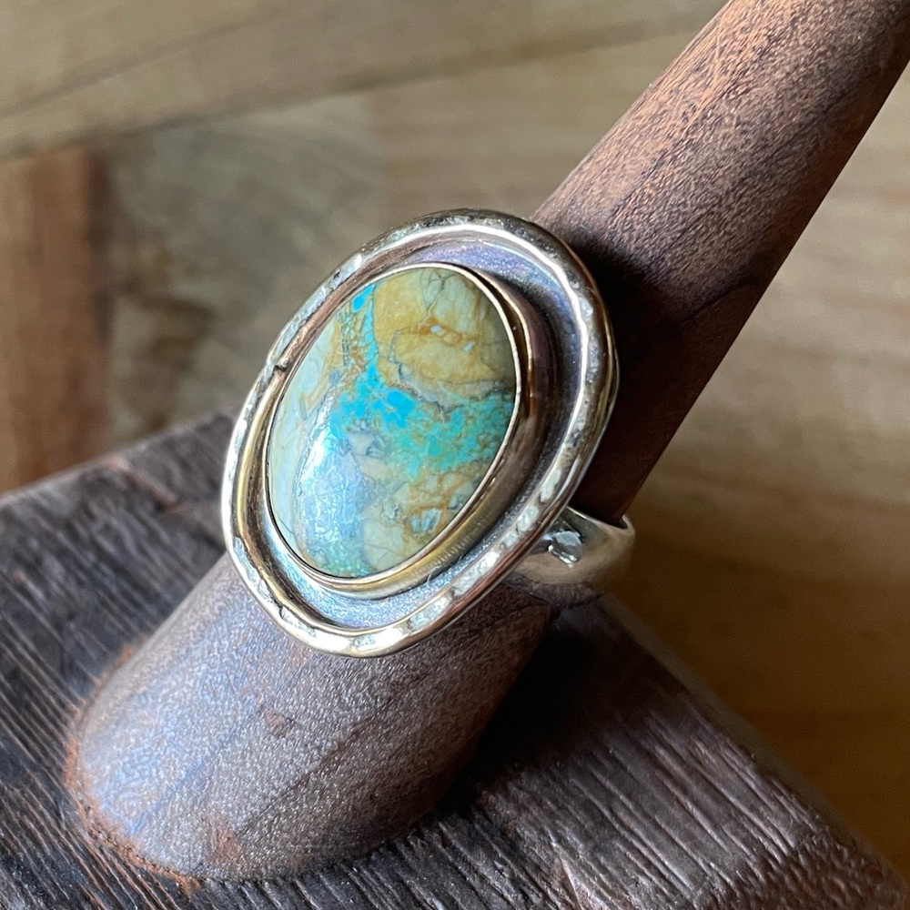 Royston Ribbon Turquoise Ring